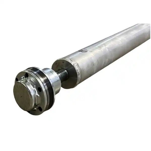 DSS Dodge 2015+ Charger Scat Pack/SRT/SRT392 Automatic 4in Aluminum 1-Piece Driveshaft CHSH39-A