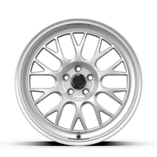 fifteen52 Holeshot RSR 18x9 5x100 42mm ET 73.1mm Center Bore Radiant Silver
