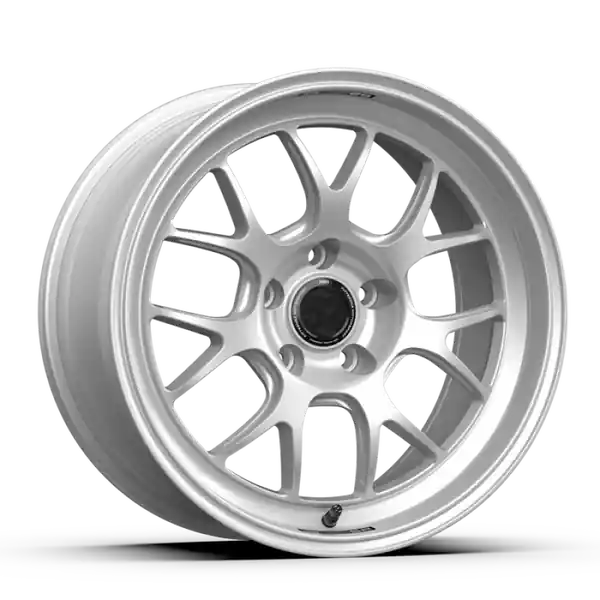fifteen52 Apex RSR 18x9.5 5x120 22mm ET 72.56mm Center Bore Radiant Silver